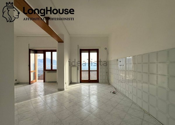 appartamento in vendita a Guidonia Montecelio in zona Montecelio