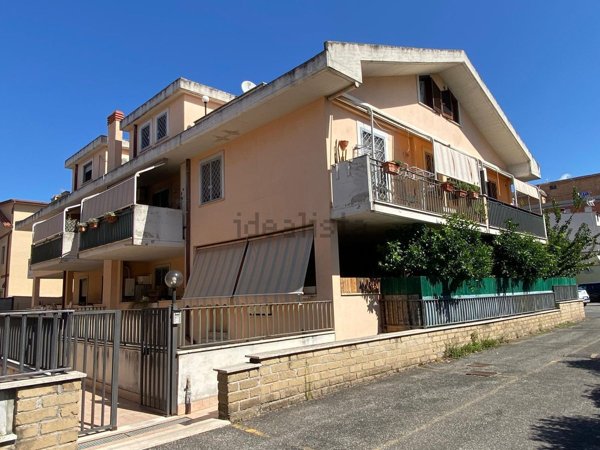 appartamento in vendita a Guidonia Montecelio