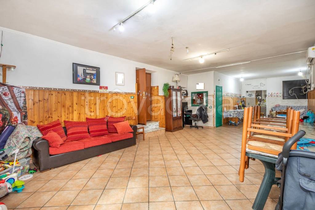 appartamento in vendita a Guidonia Montecelio in zona Villalba