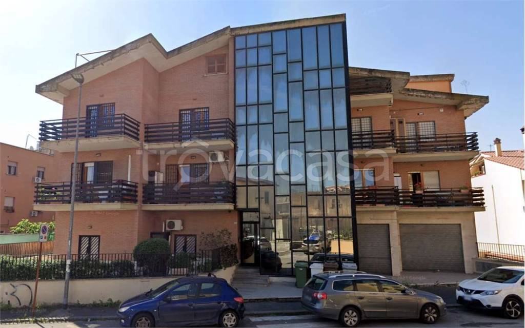 appartamento in vendita a Guidonia Montecelio in zona Villalba