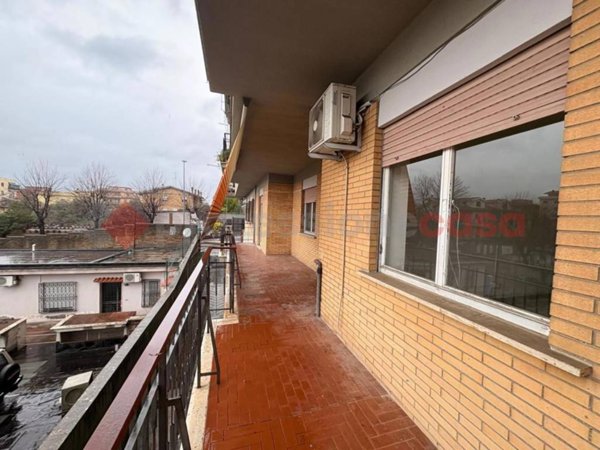 appartamento in vendita a Guidonia Montecelio in zona Setteville