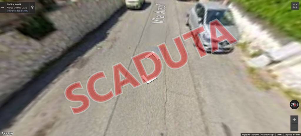 negozio in vendita a Guidonia Montecelio in zona Marco Simone