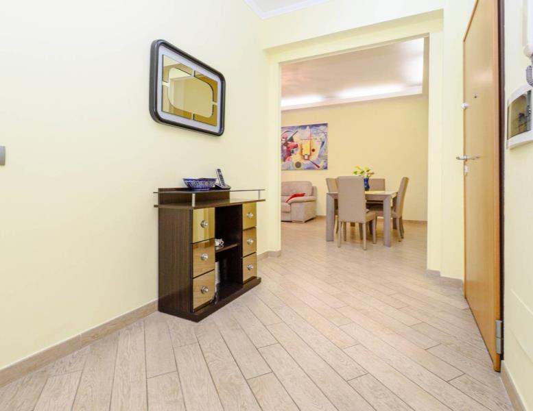 appartamento in vendita a Guidonia Montecelio in zona Guidonia