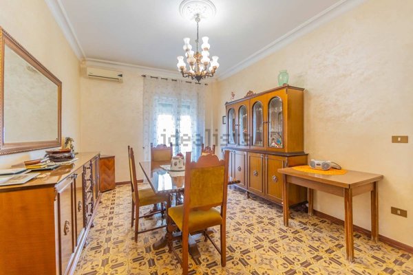 appartamento in vendita a Guidonia Montecelio in zona Guidonia