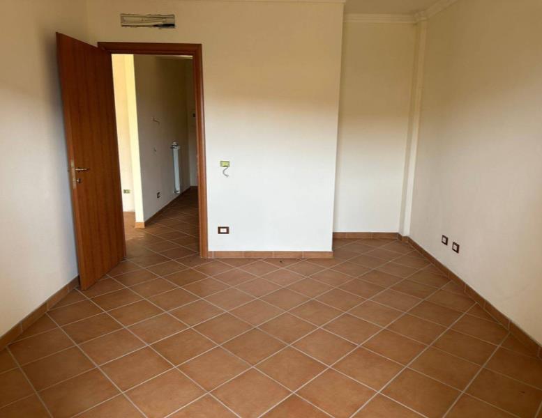 appartamento in vendita a Guidonia Montecelio in zona Pichini