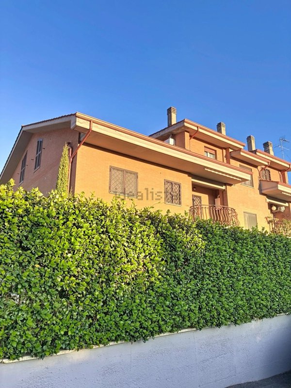 appartamento in vendita a Guidonia Montecelio