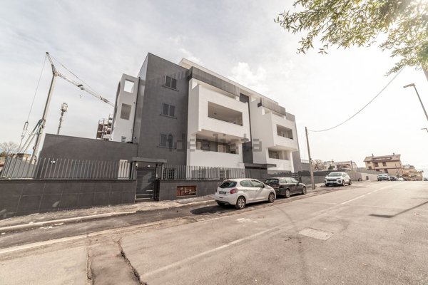 appartamento in vendita a Guidonia Montecelio in zona Setteville