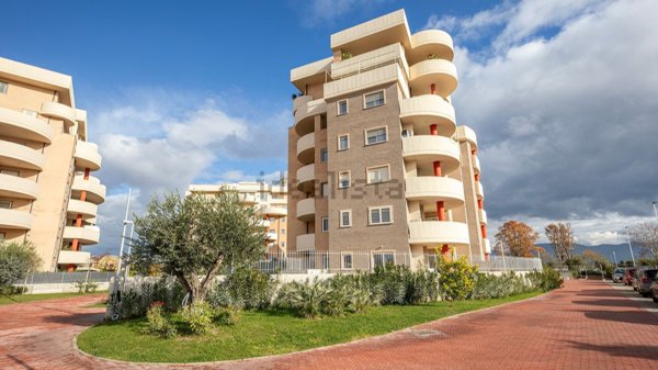 appartamento in vendita a Guidonia Montecelio in zona Guidonia