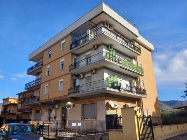 appartamento in vendita a Guidonia Montecelio in zona Villanova