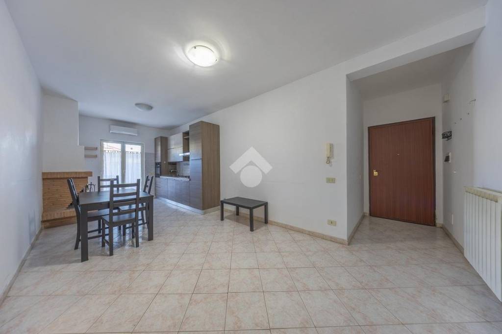 appartamento in vendita a Guidonia Montecelio in zona Villalba