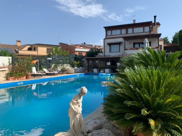 casa indipendente in vendita a Guidonia Montecelio