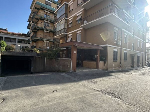 appartamento in vendita a Guidonia Montecelio in zona Guidonia