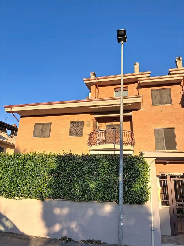 appartamento in vendita a Guidonia Montecelio