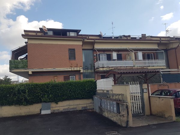 appartamento in vendita a Guidonia Montecelio in zona Guidonia