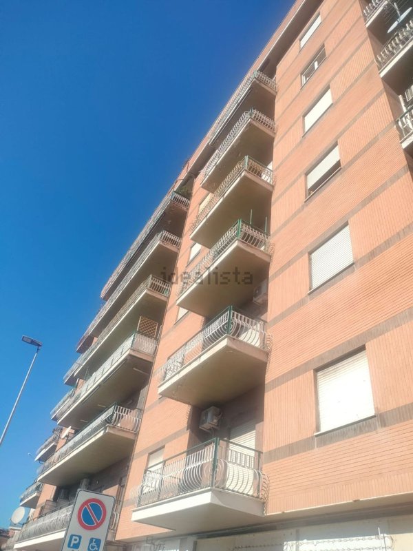 appartamento in vendita a Guidonia Montecelio in zona Villanova