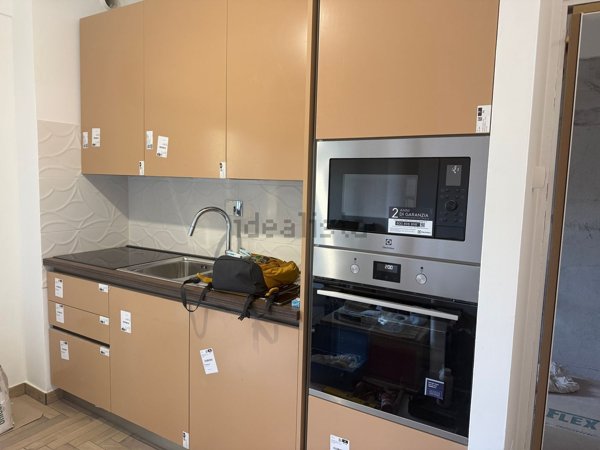 appartamento in vendita a Guidonia Montecelio in zona Marco Simone