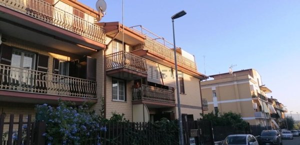 appartamento in vendita a Guidonia Montecelio in zona Guidonia