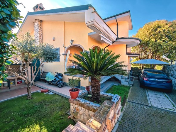 casa indipendente in vendita a Guidonia Montecelio