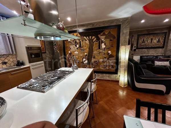 casa indipendente in vendita a Guidonia Montecelio