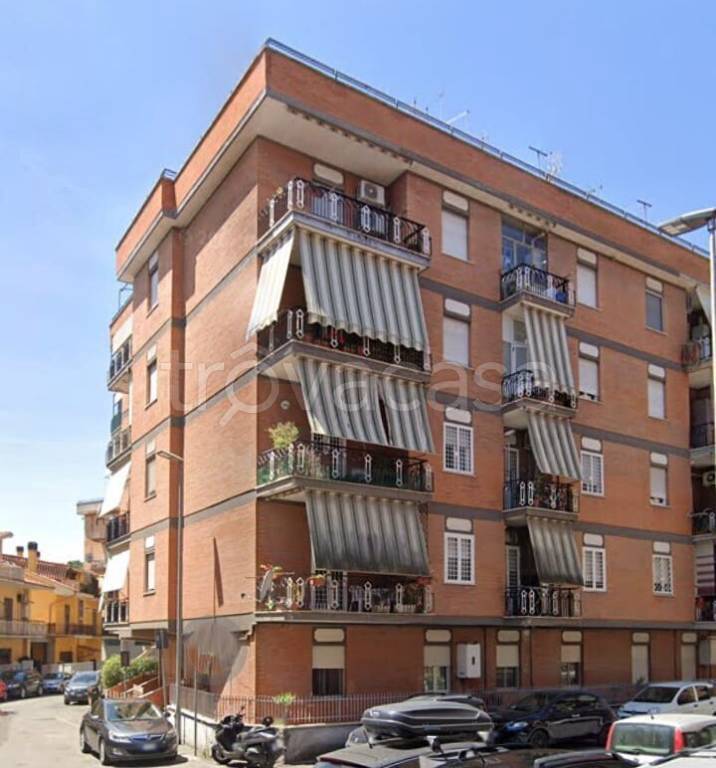 appartamento in vendita a Guidonia Montecelio in zona Villanova