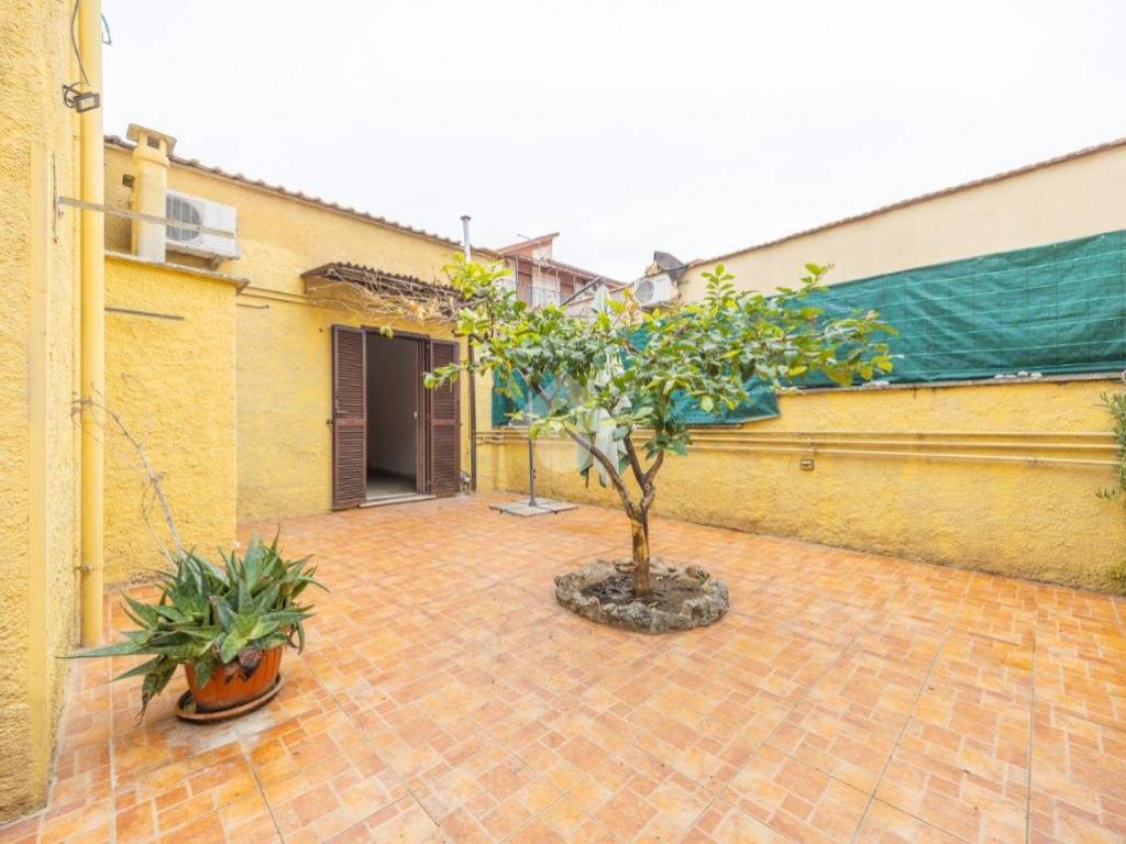 appartamento in vendita a Guidonia Montecelio in zona Villanova