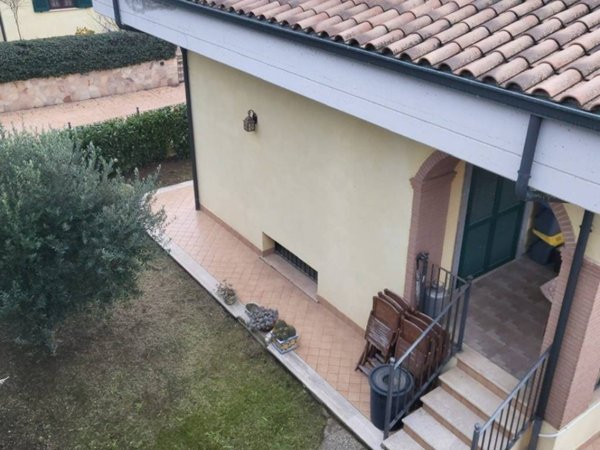 casa indipendente in vendita a Guidonia Montecelio in zona Marco Simone