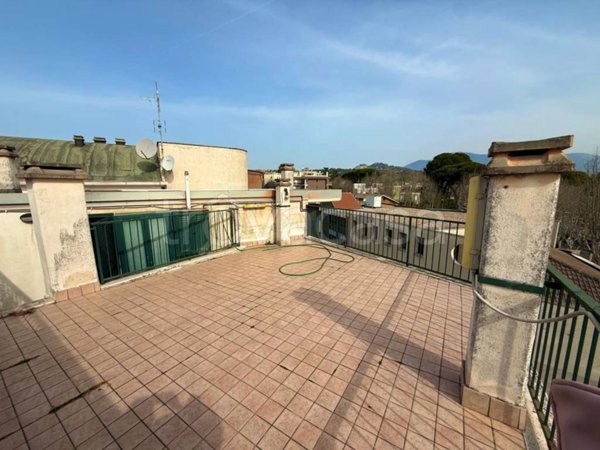 appartamento in vendita a Guidonia Montecelio in zona Guidonia