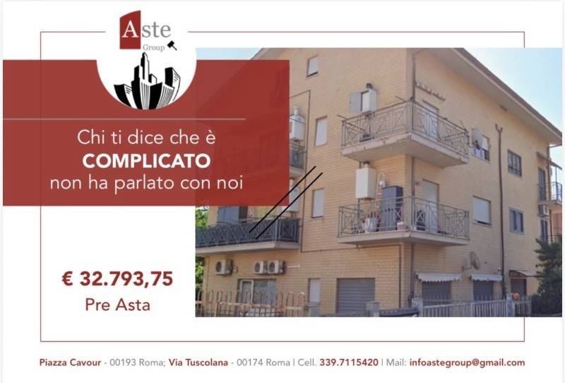 negozio in vendita a Guidonia Montecelio in zona Villanova