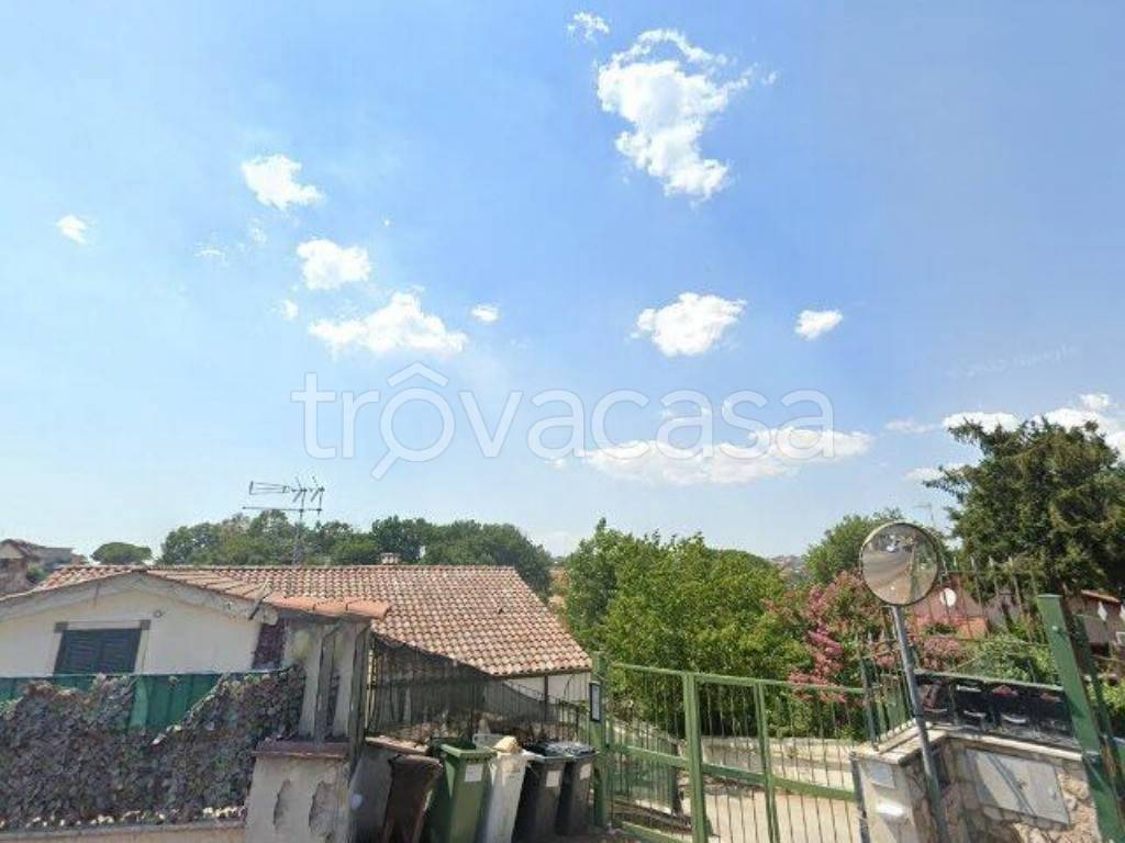 casa indipendente in vendita a Guidonia Montecelio in zona Marco Simone