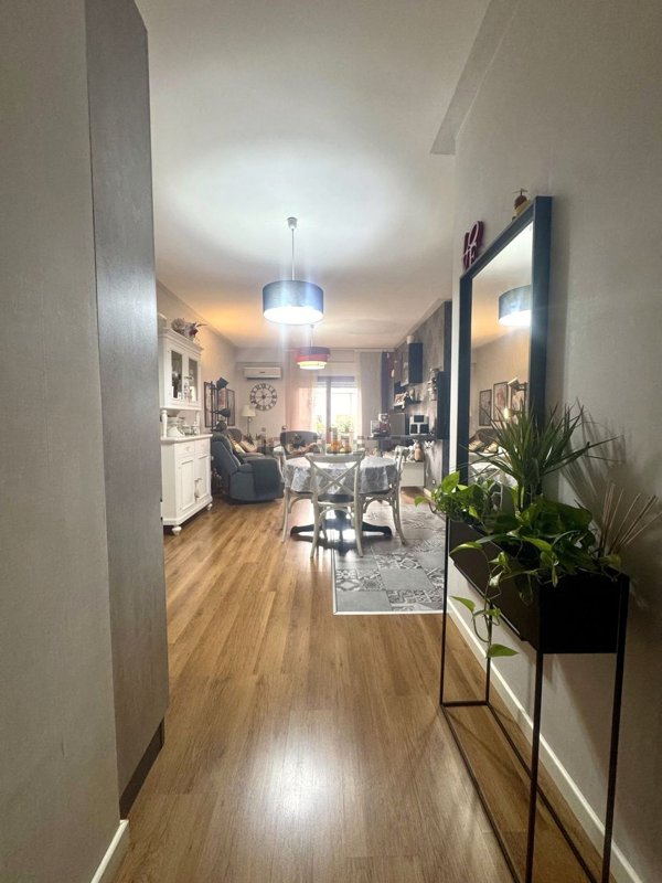 appartamento in vendita a Guidonia Montecelio in zona Guidonia