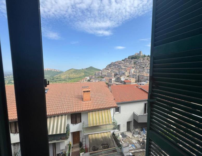 appartamento in vendita a Guidonia Montecelio in zona Montecelio