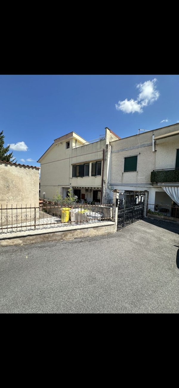 appartamento in vendita a Guidonia Montecelio