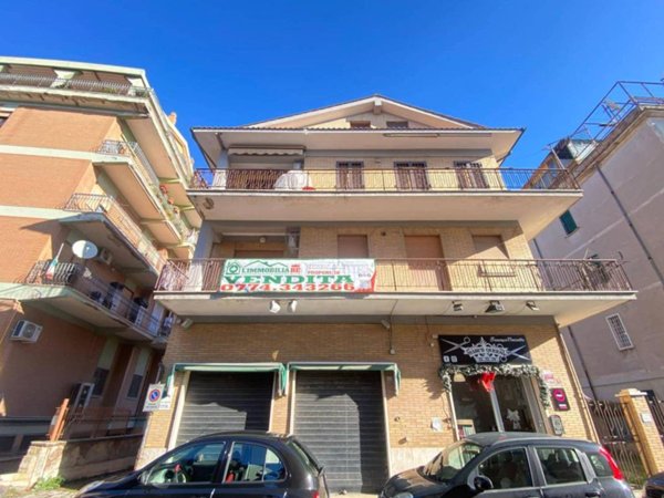appartamento in vendita a Guidonia Montecelio in zona Guidonia
