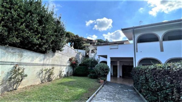 casa indipendente in vendita a Guidonia Montecelio