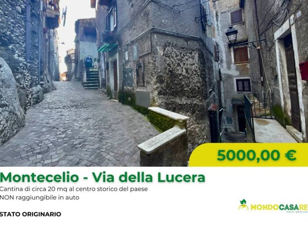 locale commerciale in vendita a Guidonia Montecelio in zona Montecelio