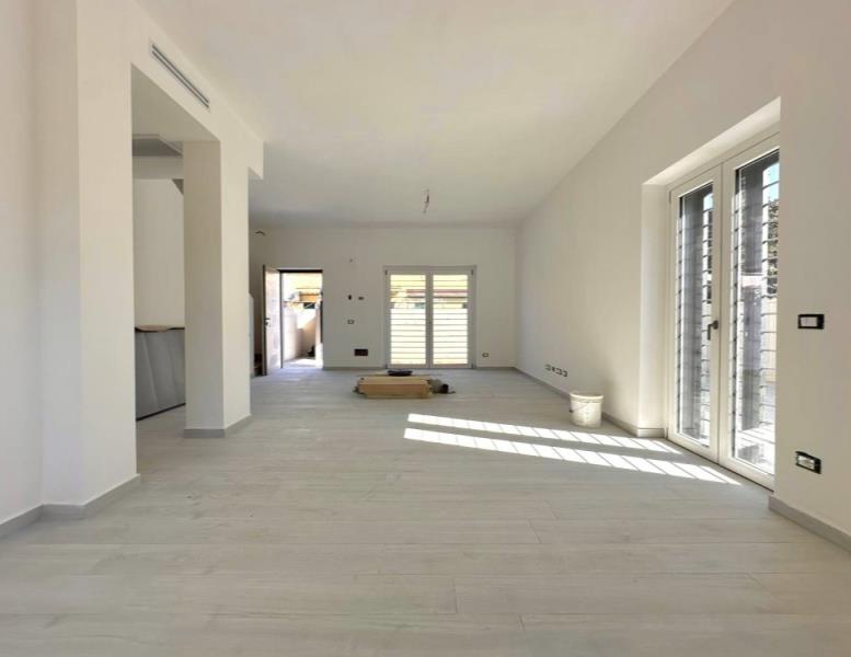 casa indipendente in vendita a Guidonia Montecelio in zona Guidonia