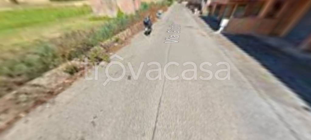 appartamento in vendita a Guidonia Montecelio in zona Pichini