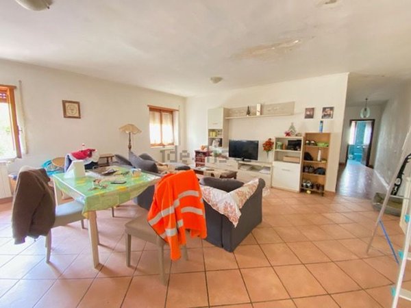 appartamento in vendita a Guidonia Montecelio in zona Pichini