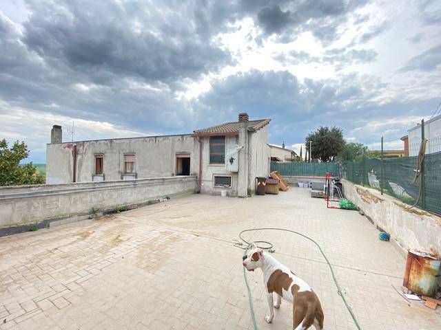 appartamento in vendita a Guidonia Montecelio in zona Pichini