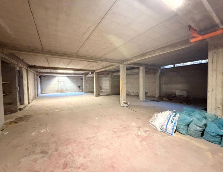 locale commerciale in vendita a Guidonia Montecelio