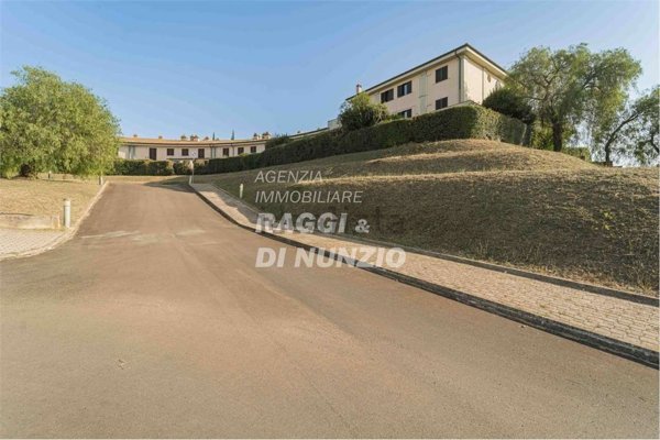 appartamento in vendita a Guidonia Montecelio in zona Marco Simone