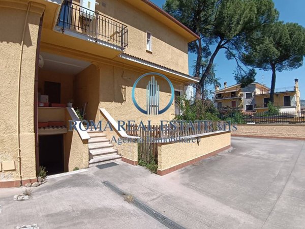 appartamento in vendita a Guidonia Montecelio in zona Villanova