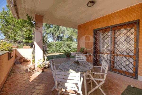 casa indipendente in vendita a Guidonia Montecelio