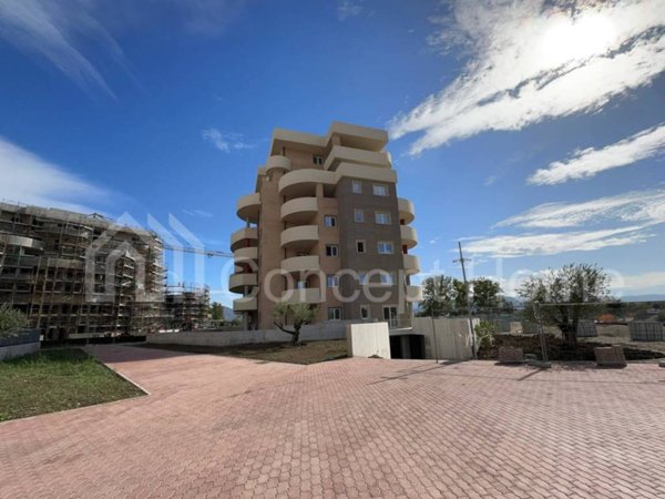 appartamento in vendita a Guidonia Montecelio in zona Guidonia