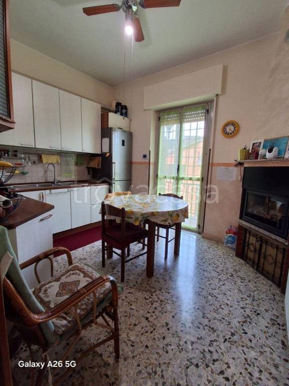 appartamento in vendita a Guidonia Montecelio in zona Guidonia