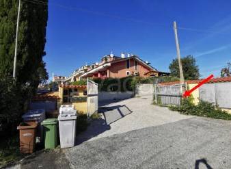 terreno edificabile in vendita a Guidonia Montecelio in zona Pichini