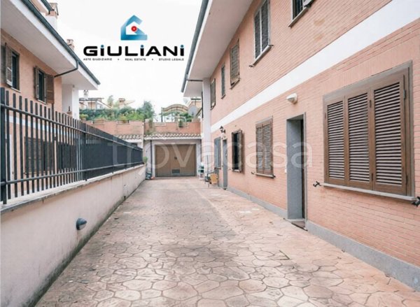 appartamento in vendita a Guidonia Montecelio in zona Colleverde