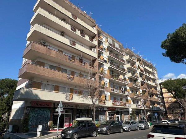 appartamento in vendita a Guidonia Montecelio in zona Colleverde