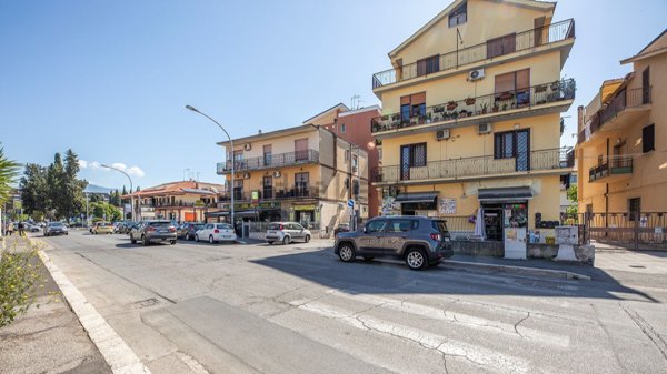 appartamento in vendita a Guidonia Montecelio in zona Guidonia