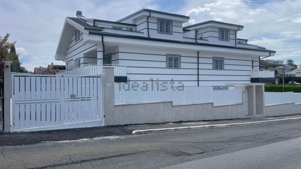 appartamento in vendita a Guidonia Montecelio in zona Setteville